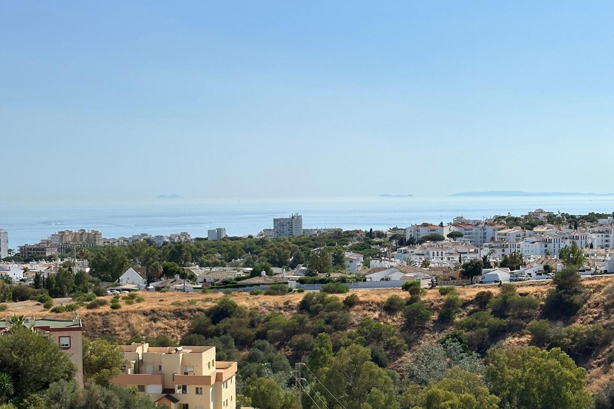 Luminoso Atico Duplex Con Vistas Al Mar Lägenhet Málaga
